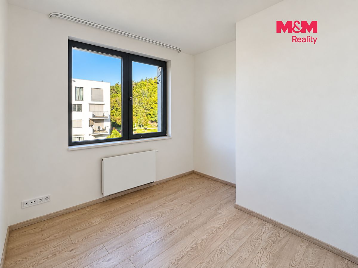 Pronájem bytu 4+kk 91 m² – fotografie 4