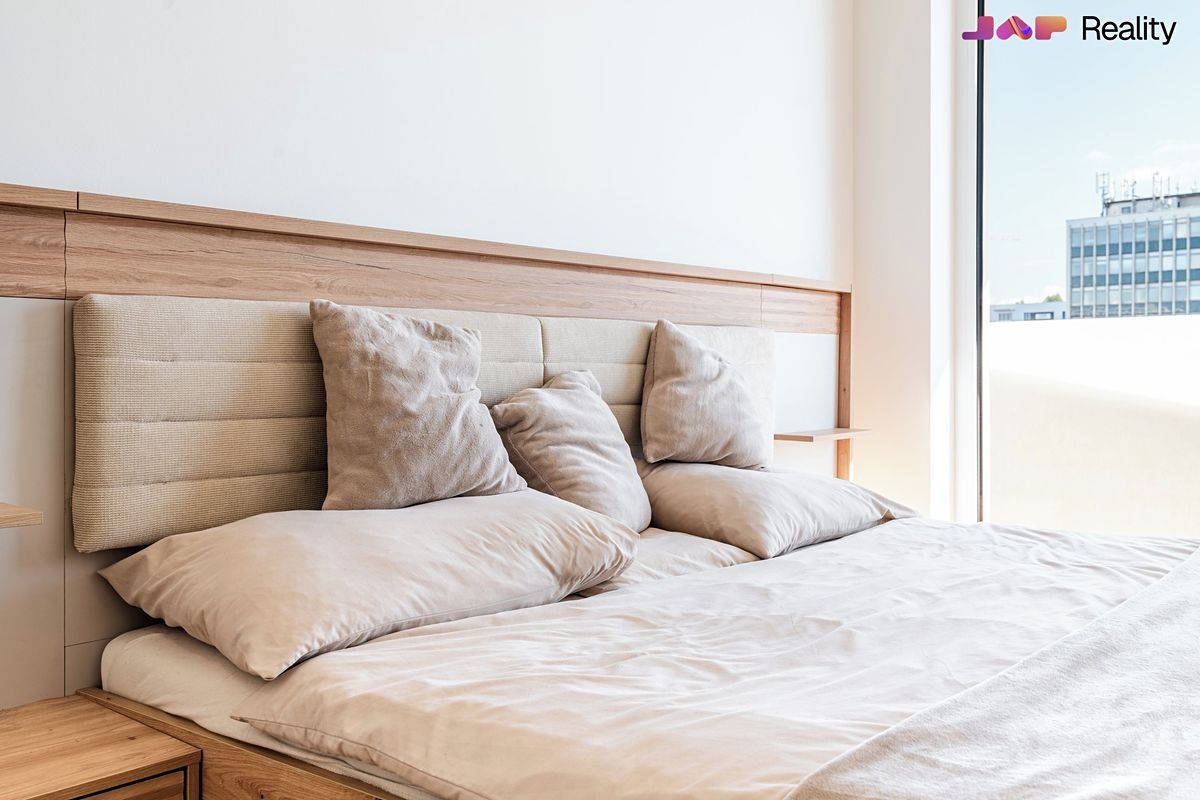 Pronájem bytu 2+kk 54 m² – fotografie 5
