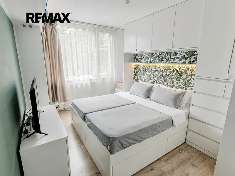 Prodej bytu 3+kk 75 m², Praha – náhled fotky 2