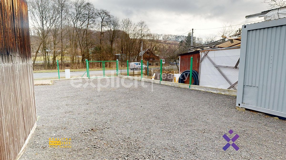 Pronájem komerčního pozemku 200 m² – fotografie 3