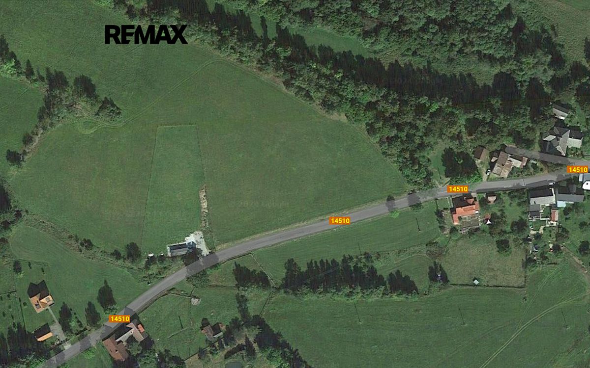 Prodej stavebního pozemku 1362 m²
