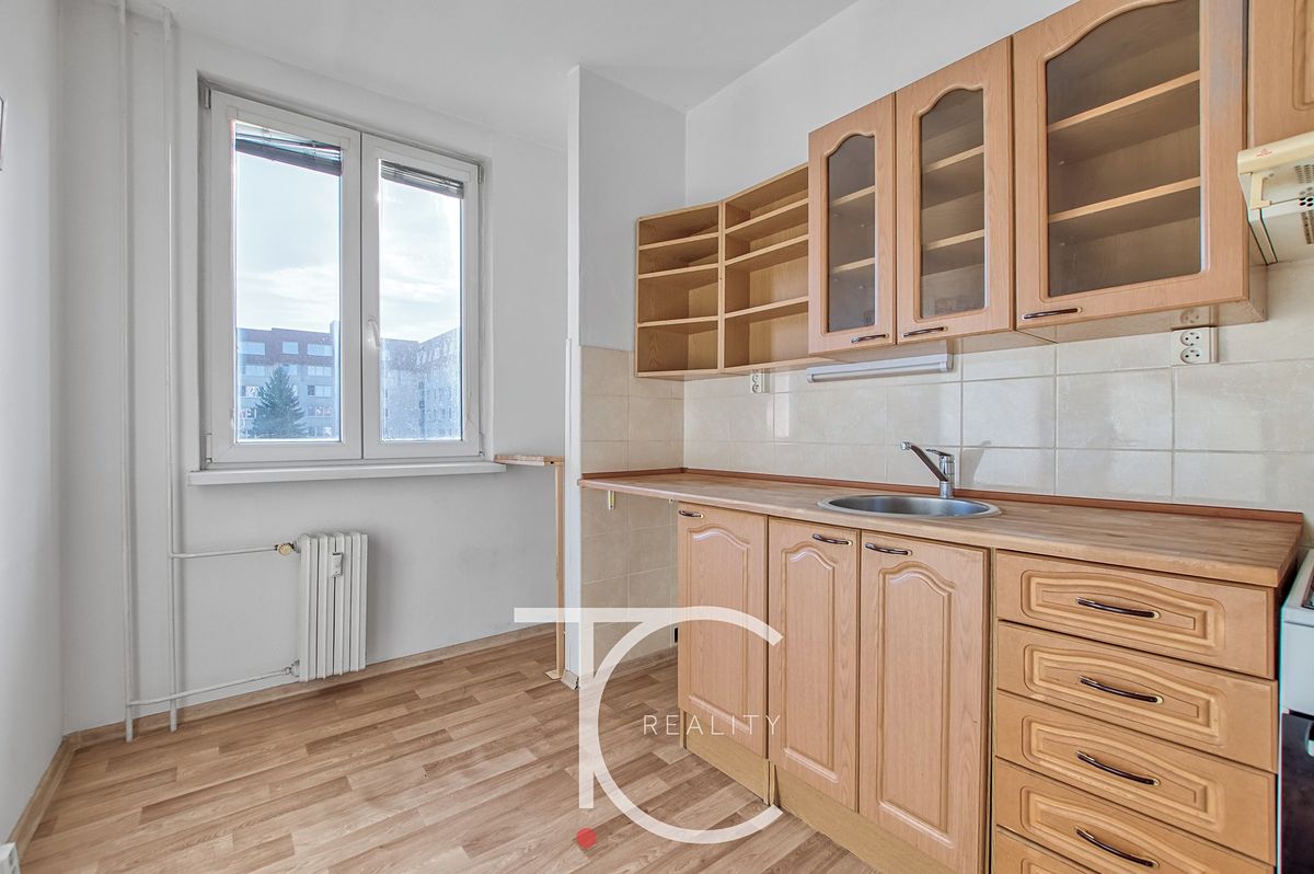 Pronájem bytu 1+1 32 m² – fotografie 3