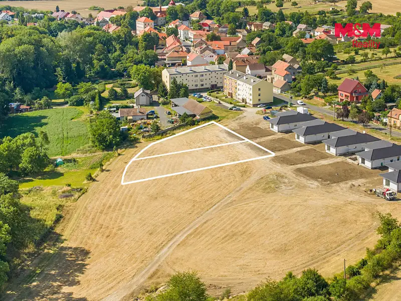 Prodej stavebního pozemku 1128 m², Třebívlice – náhled fotky 3