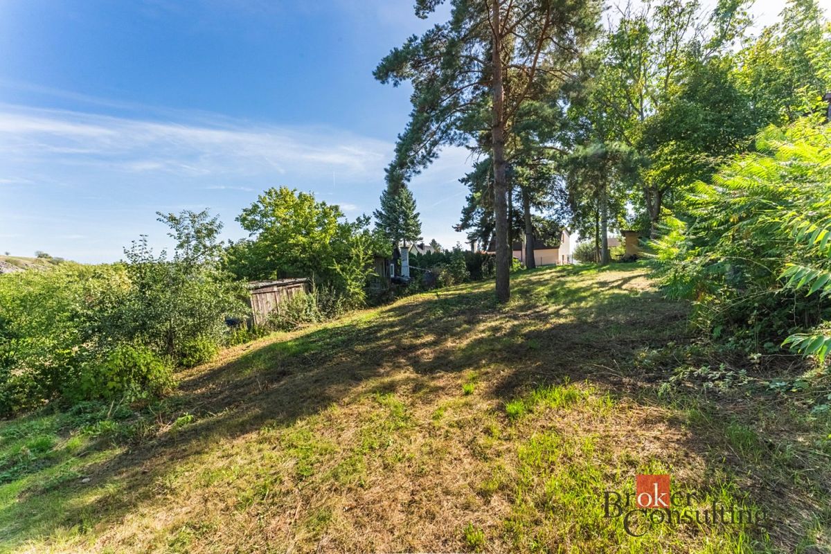 Prodej stavebního pozemku 587 m² – fotografie 5