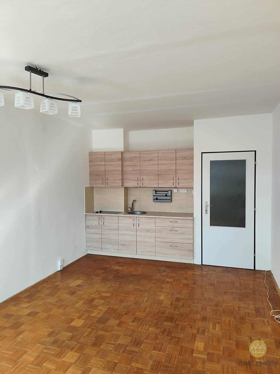 Prodej bytu 1+kk 30 m², Děčín – fotka 1 z 3