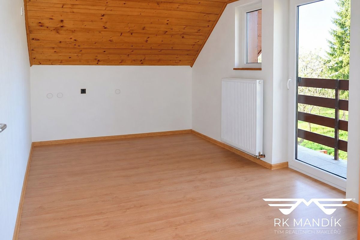 Prodej chaty 121 m², pozemek 401 m² – fotografie 3