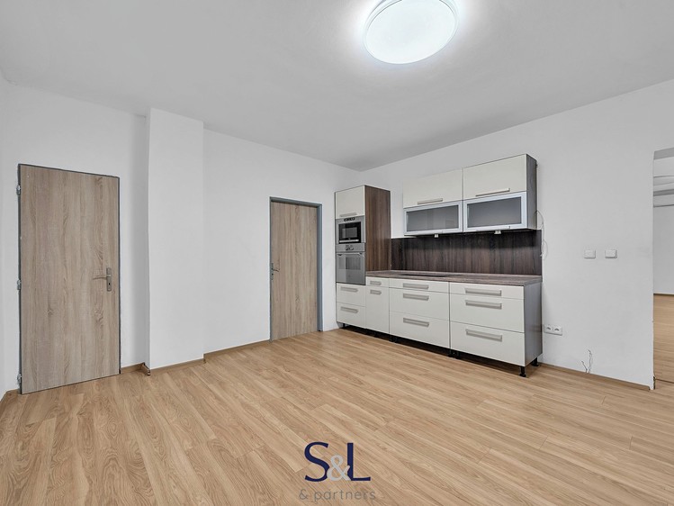Wohnung 2+1 zum Kauf, 84 m² (9 von 22)