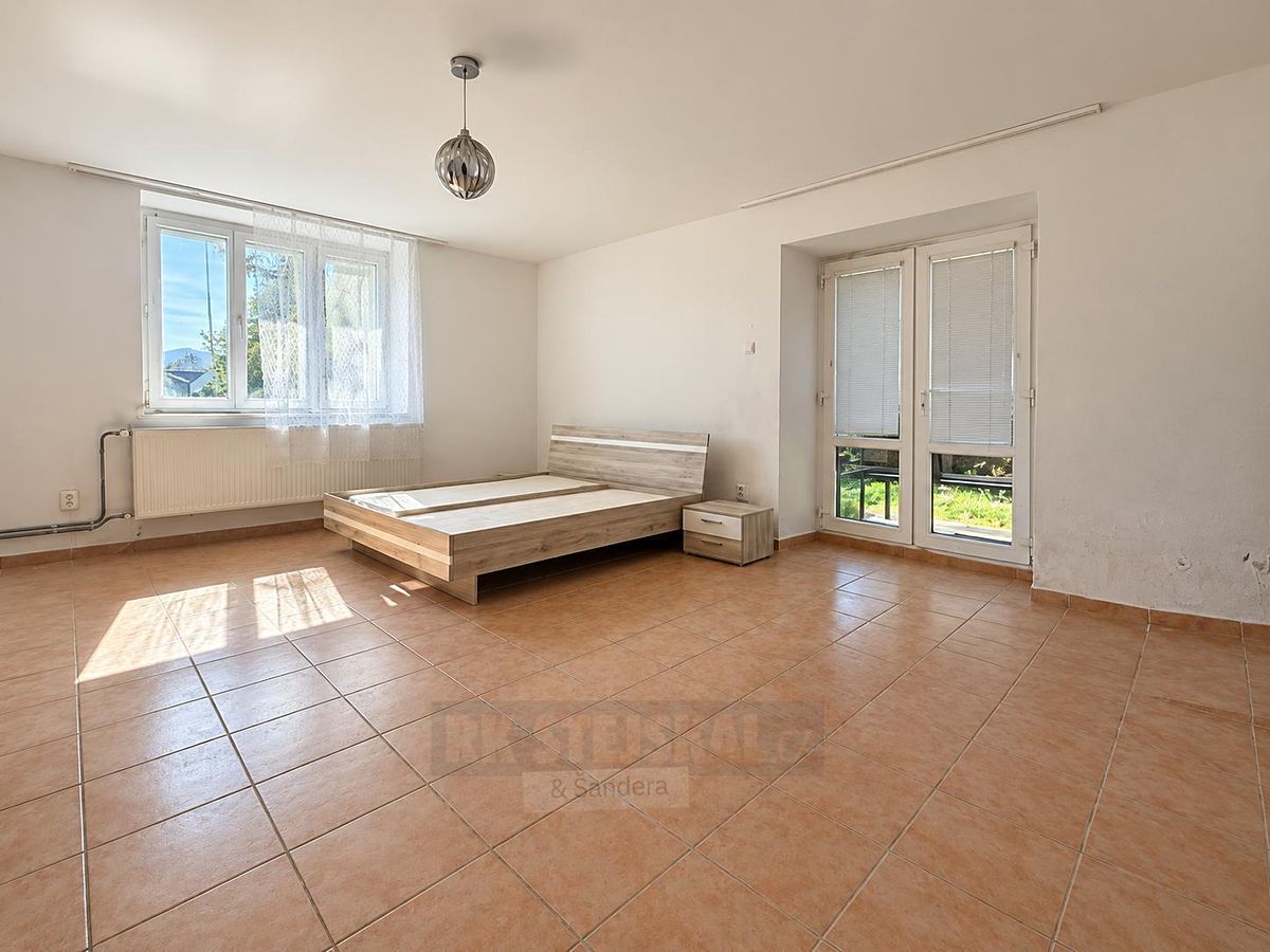 Pronájem bytu 1+1 62 m² – fotografie 3