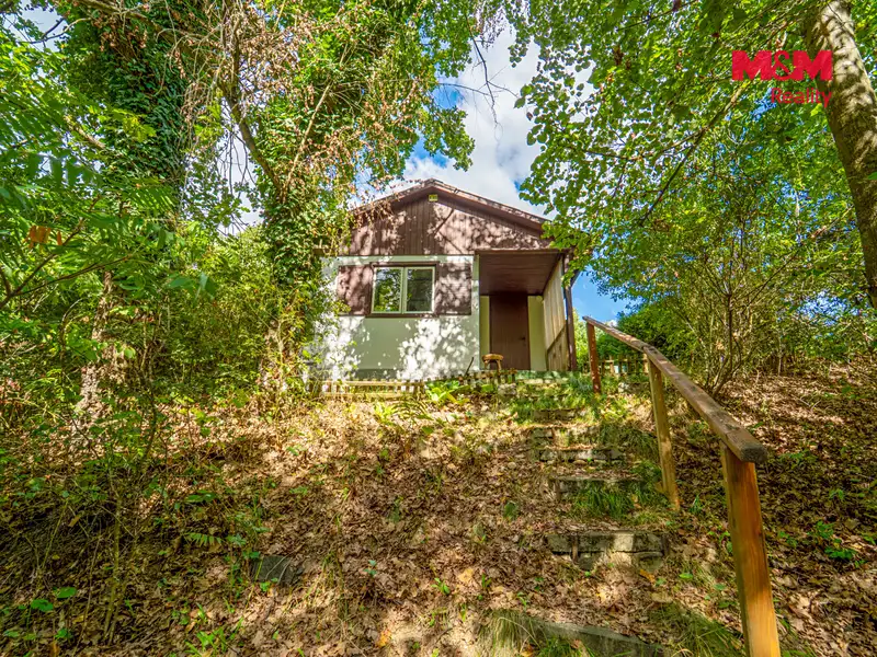 Prodej chaty 30 m², pozemek 141 m², Dolany – náhled fotky 2
