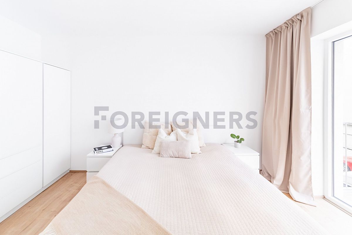 Pronájem bytu 3+kk 62 m² – fotografie 4
