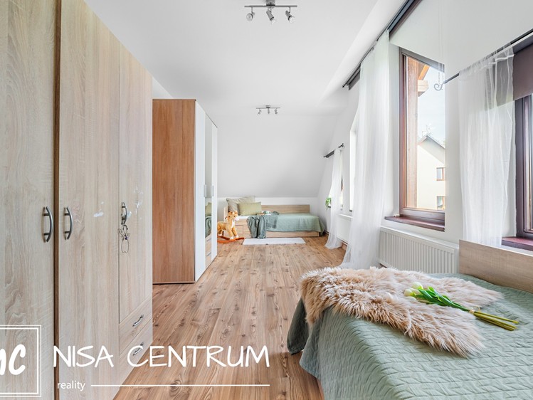 Prodej domu, 131 m² (11 z 30)