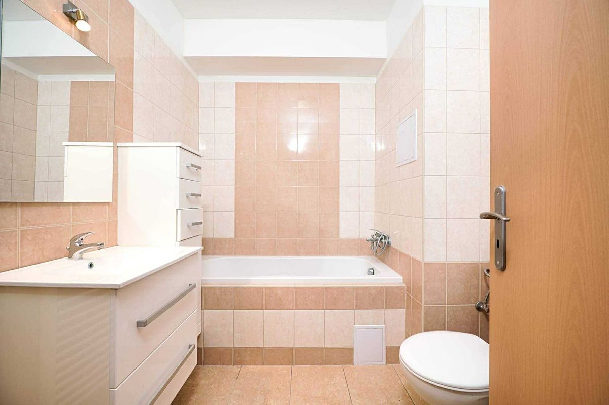 Pronájem bytu 2+kk 42 m² – fotografie 5