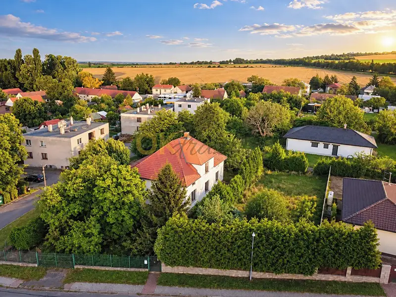 Dražba rodinného domu 648 m², pozemek 2795 m², Kolín – náhled fotky 2