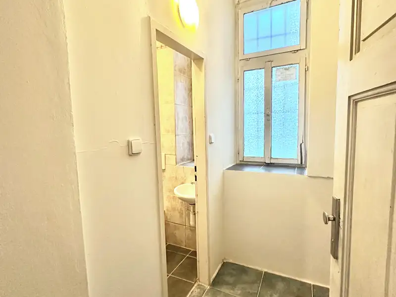 Pronájem bytu 3+1 93 m², Plzeň – náhled fotky 3