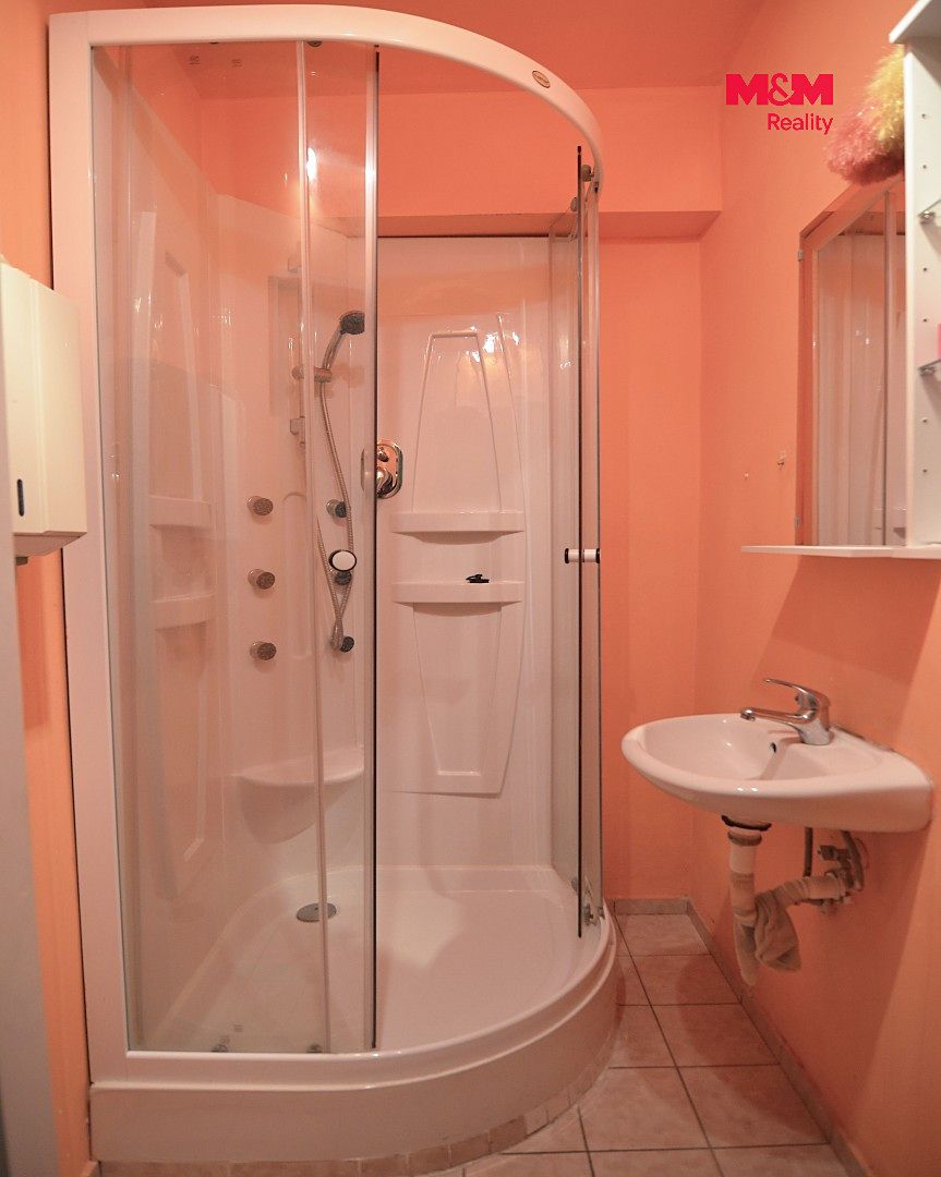 Pronájem kanceláře 61 m² – fotografie 5