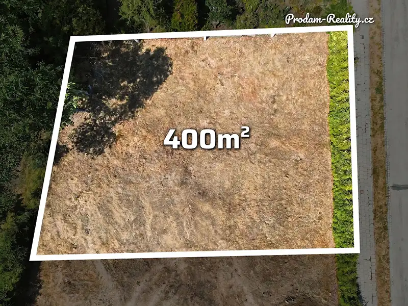 Prodej stavebního pozemku 400 m², Třebíč – náhled fotky 1