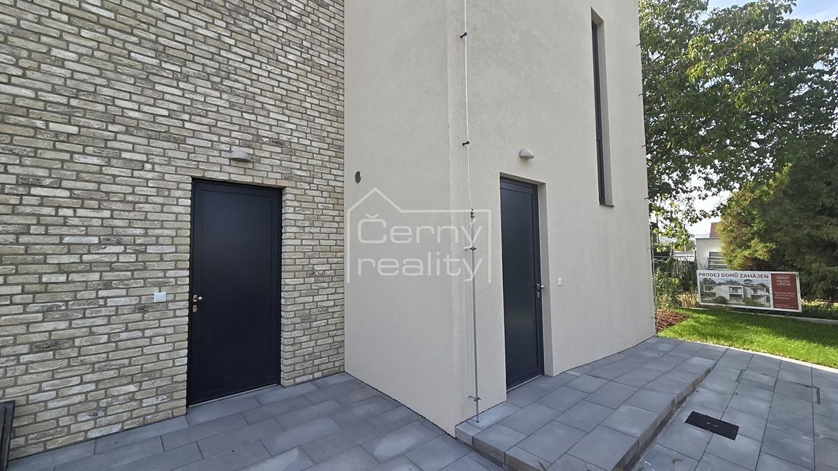 Prodej rodinného domu 55 m², pozemek 229 m² – fotografie 2