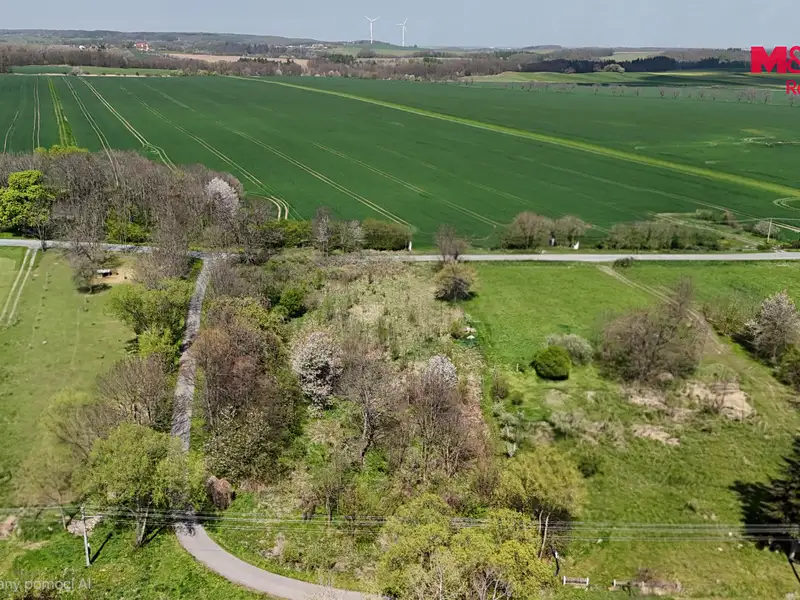 Prodej stavebního pozemku 1147 m², Liptaň – náhled fotky 3
