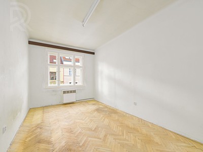 Prodej bytu 2+1, 75 m² (3 z 25)