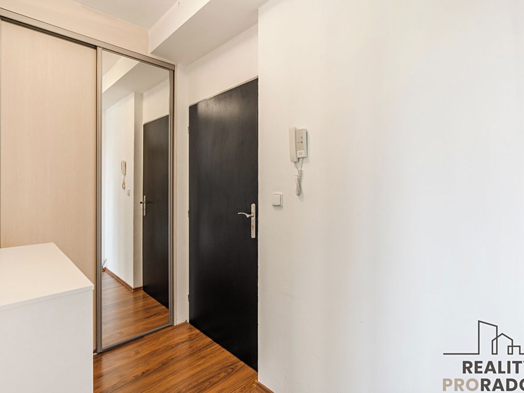 Prodej bytu 1+kk, 35 m² (7 z 11)