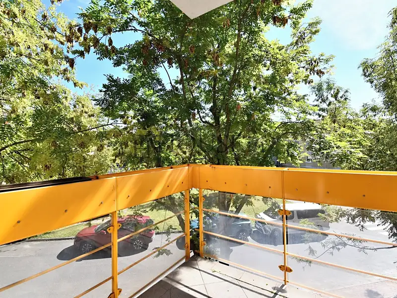 Pronájem bytu 2+1 61 m², Praha – náhled fotky 2