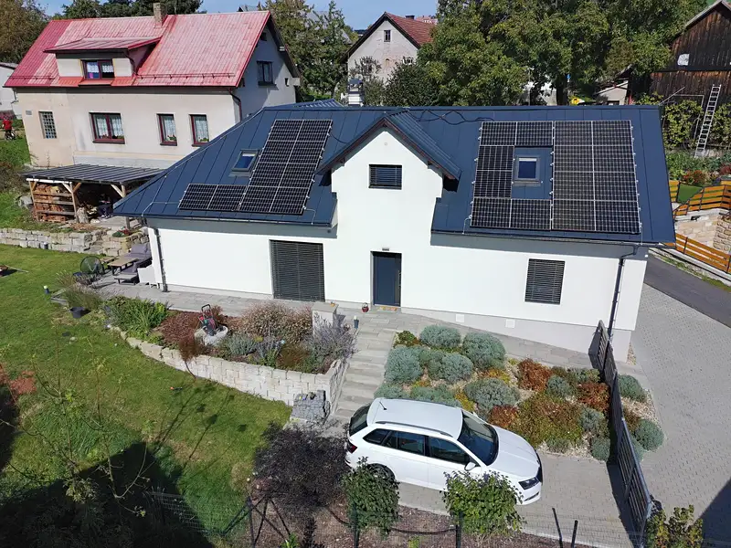 Prodej rodinného domu 189 m², pozemek 1127 m², Radostná pod Kozákovem – náhled fotky 3