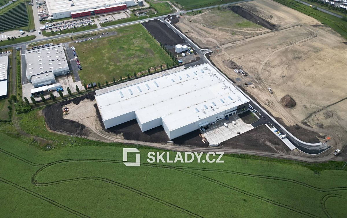 Pronájem skladového prostoru 3500 m²