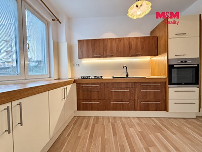 Wohnung 2+1 zur Miete, 65 m² (2 von 10)