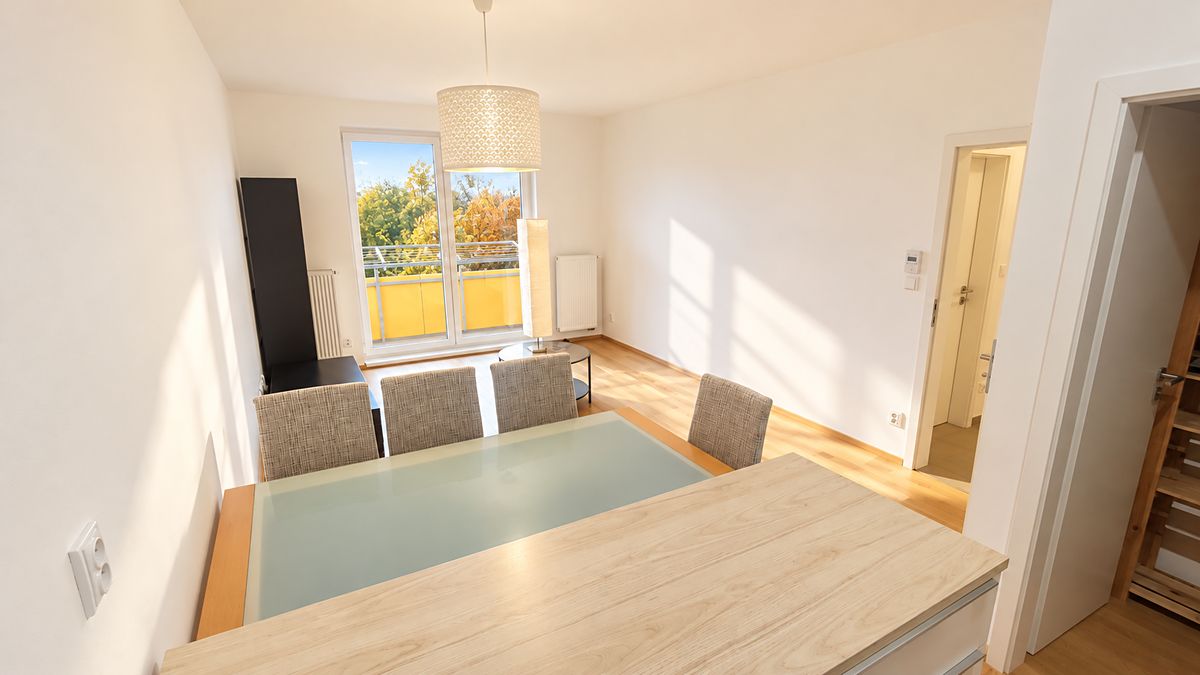 Pronájem bytu 2+kk 55 m²