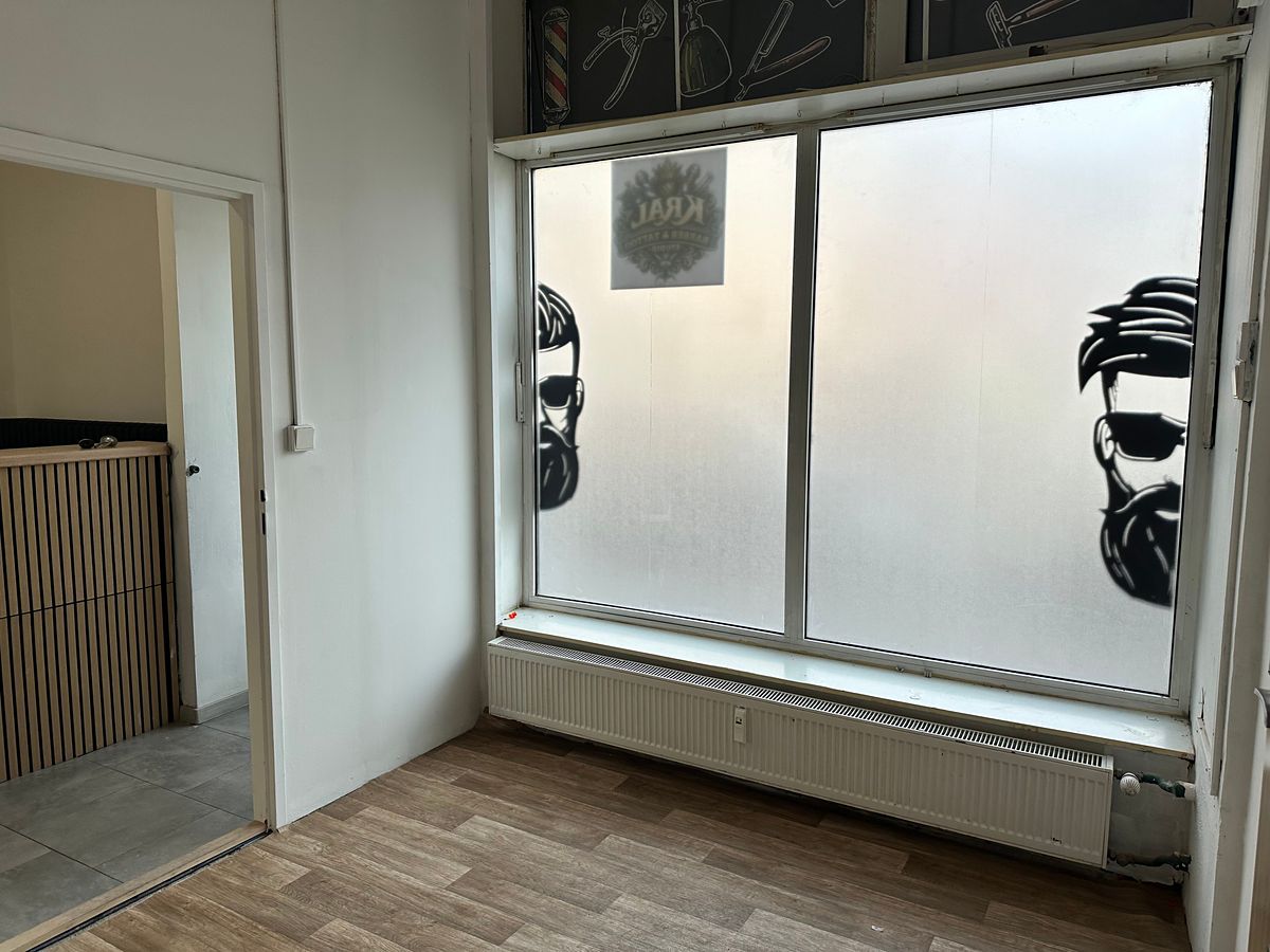 Pronájem obchodního prostoru 72 m² – fotografie 4