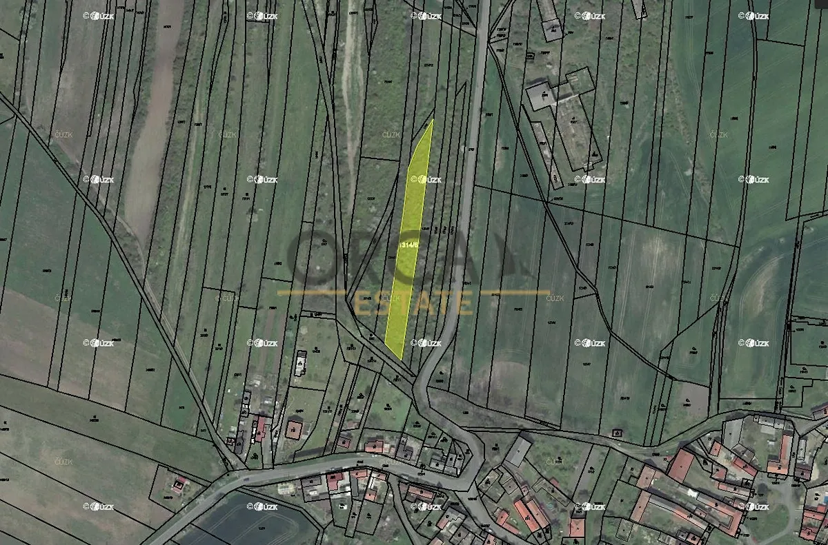 Prodej pole 2558 m²