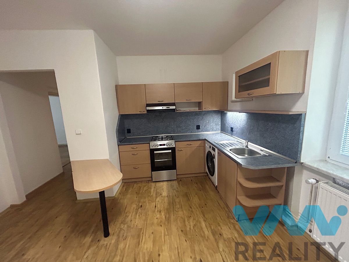 Pronájem bytu 2+1 54 m² – fotografie 3