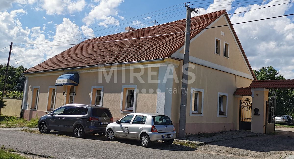 Pronájem bytu 1+kk 39 m²