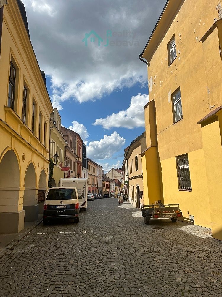 Pronájem obchodního prostoru 120 m² – fotografie 2