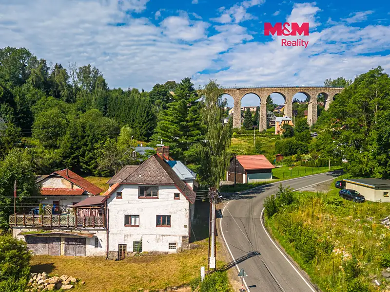Prodej rodinného domu 250 m², pozemek 1461 m², Smržovka – náhled fotky 1