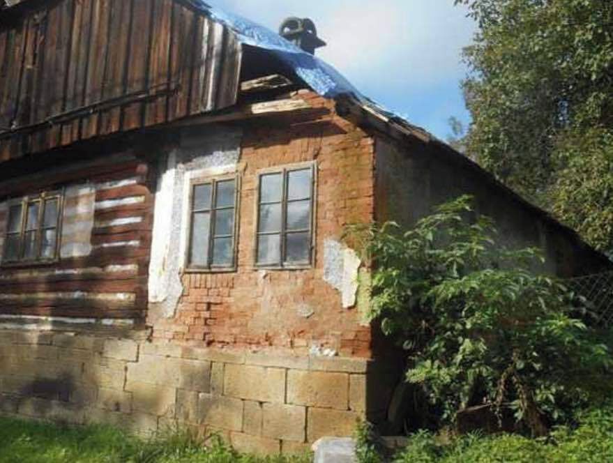 Dražba rodinného domu 308 m², pozemek 2020 m², Dubenec – fotka 1 z 3