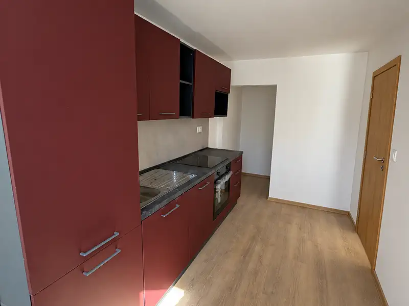 Pronájem bytu 1+1 32 m², Pardubice – náhled fotky 3