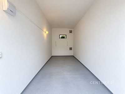Pronájem nemovitosti, 14 m² (2 z 5)