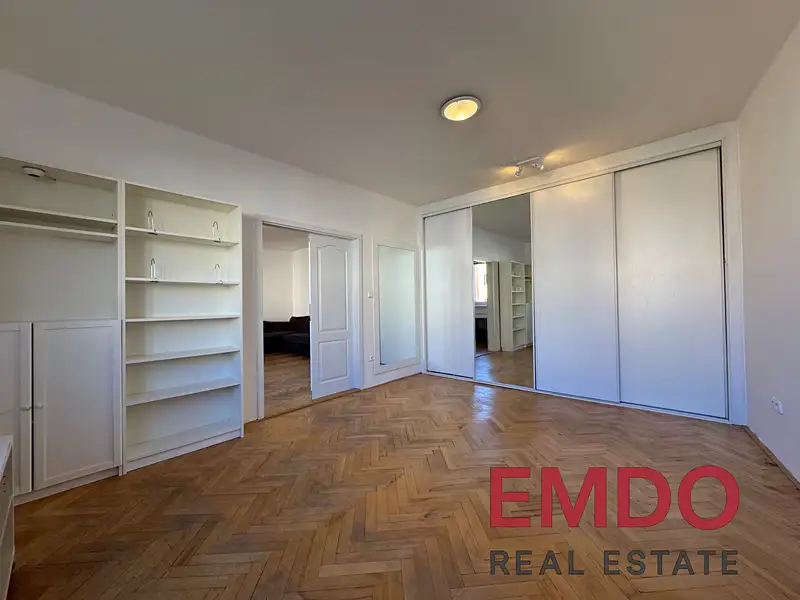 Pronájem bytu 2+1 80 m², Hradec Králové – náhled fotky 3