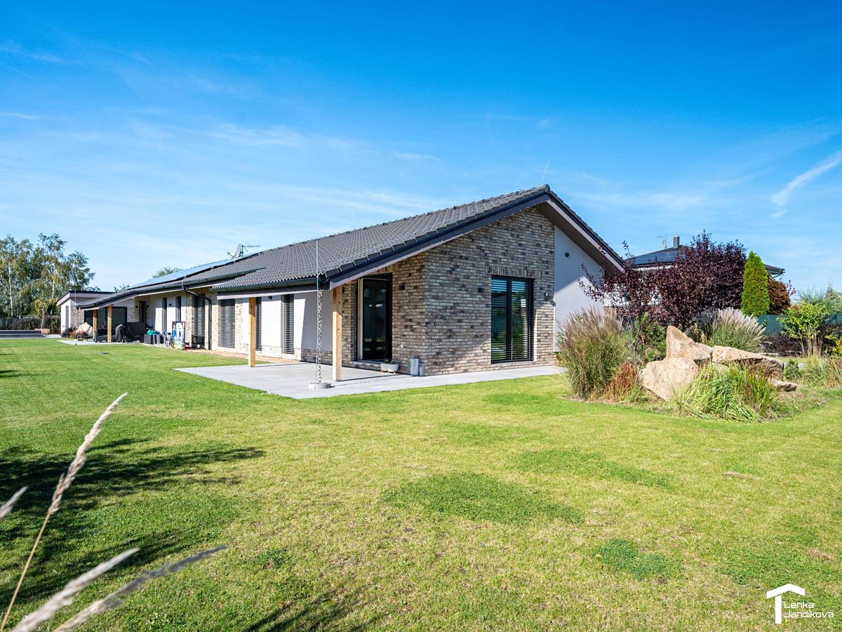Pronájem rodinného domu 87 m², pozemek 490 m²