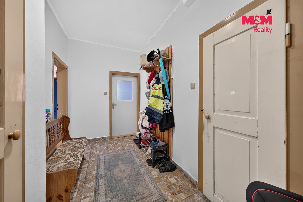Prodej rodinného domu 340 m², pozemek 431 m² – fotografie 4