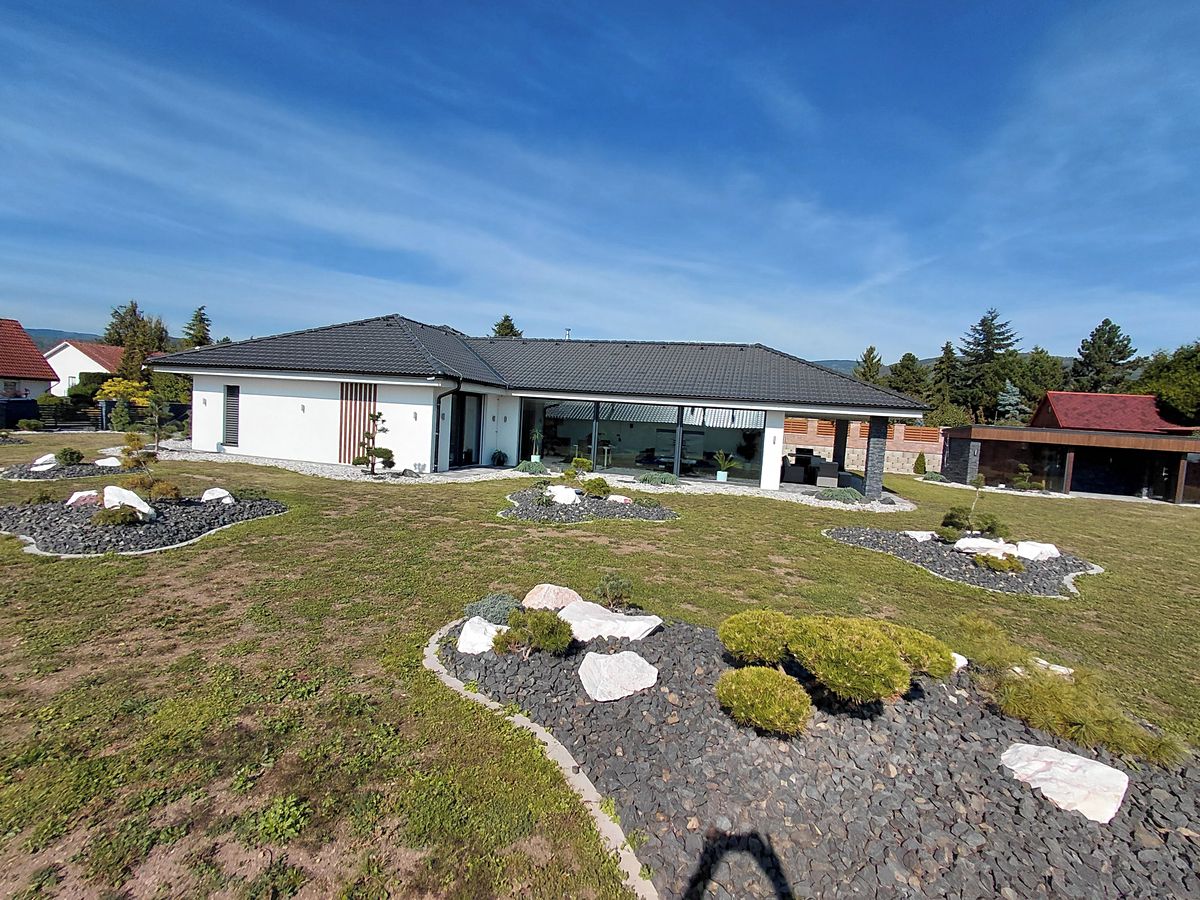 Prodej rodinného domu 190 m², pozemek 2002 m² – fotografie 5