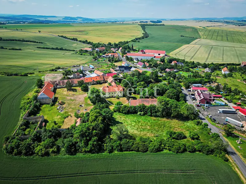 Prodej památky 3000 m², pozemek 12372 m², Žatec – náhled fotky 3