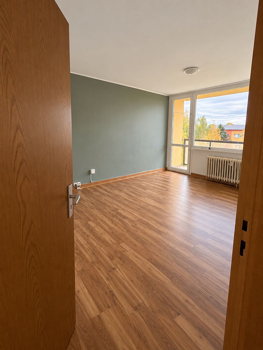 Pronájem bytu 2+1 62 m² – fotografie 3