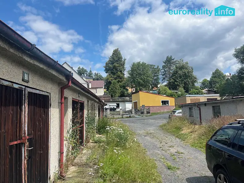 Prodej garáže 19 m², Toužim – náhled fotky 1