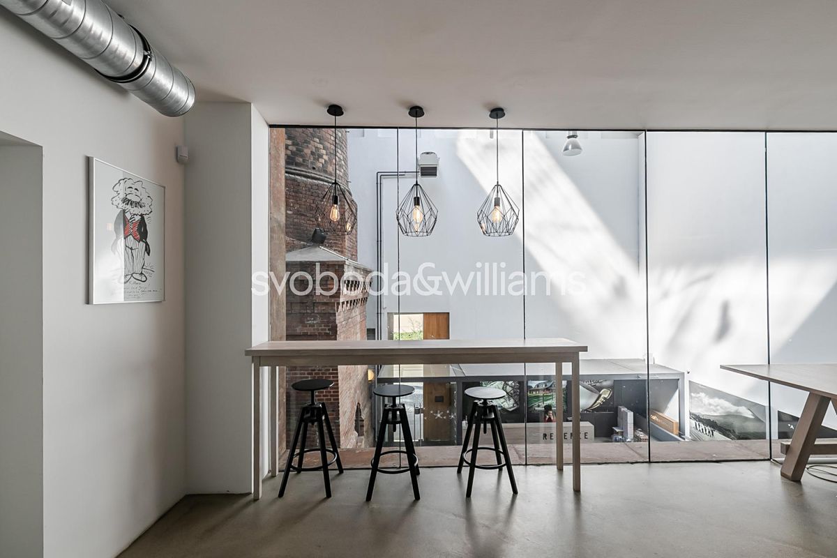 Pronájem kanceláře 173 m² – fotografie 4