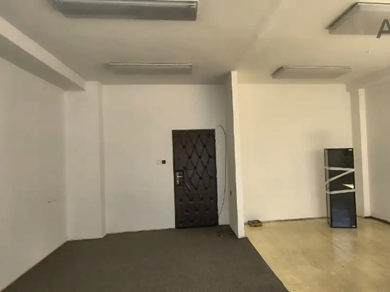 Pronájem kanceláře 38 m², Benešov – náhled fotky 2