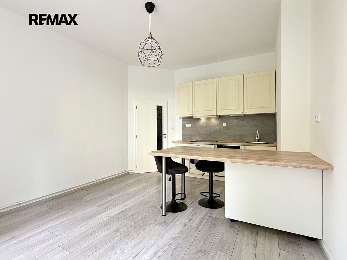 Pronájem bytu 2+kk 45 m² – fotografie 5