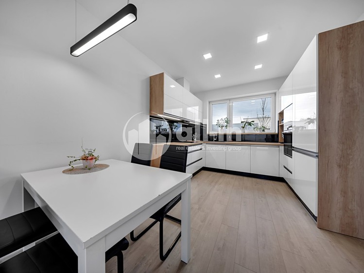 Prodej domu, 145 m² (6 z 32)