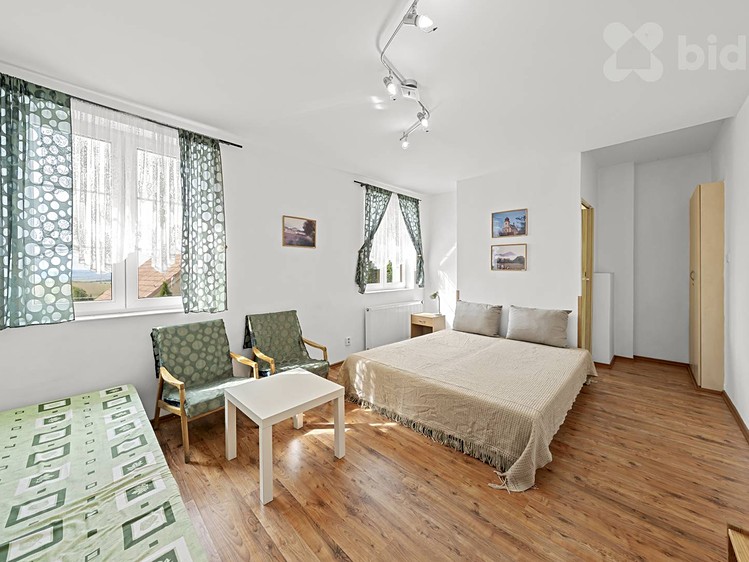 Prodej komerčního prostoru, 1 015 m² (30 z 33)